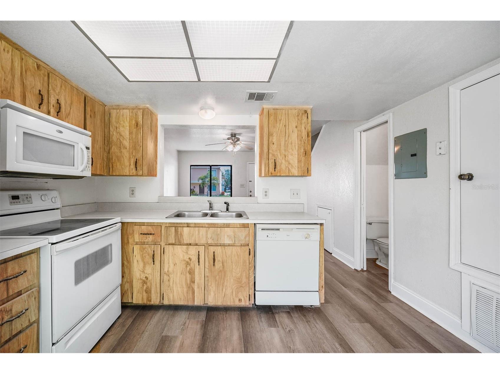 12062 Tift Circle Orlando FL 32826 O6382505 image8