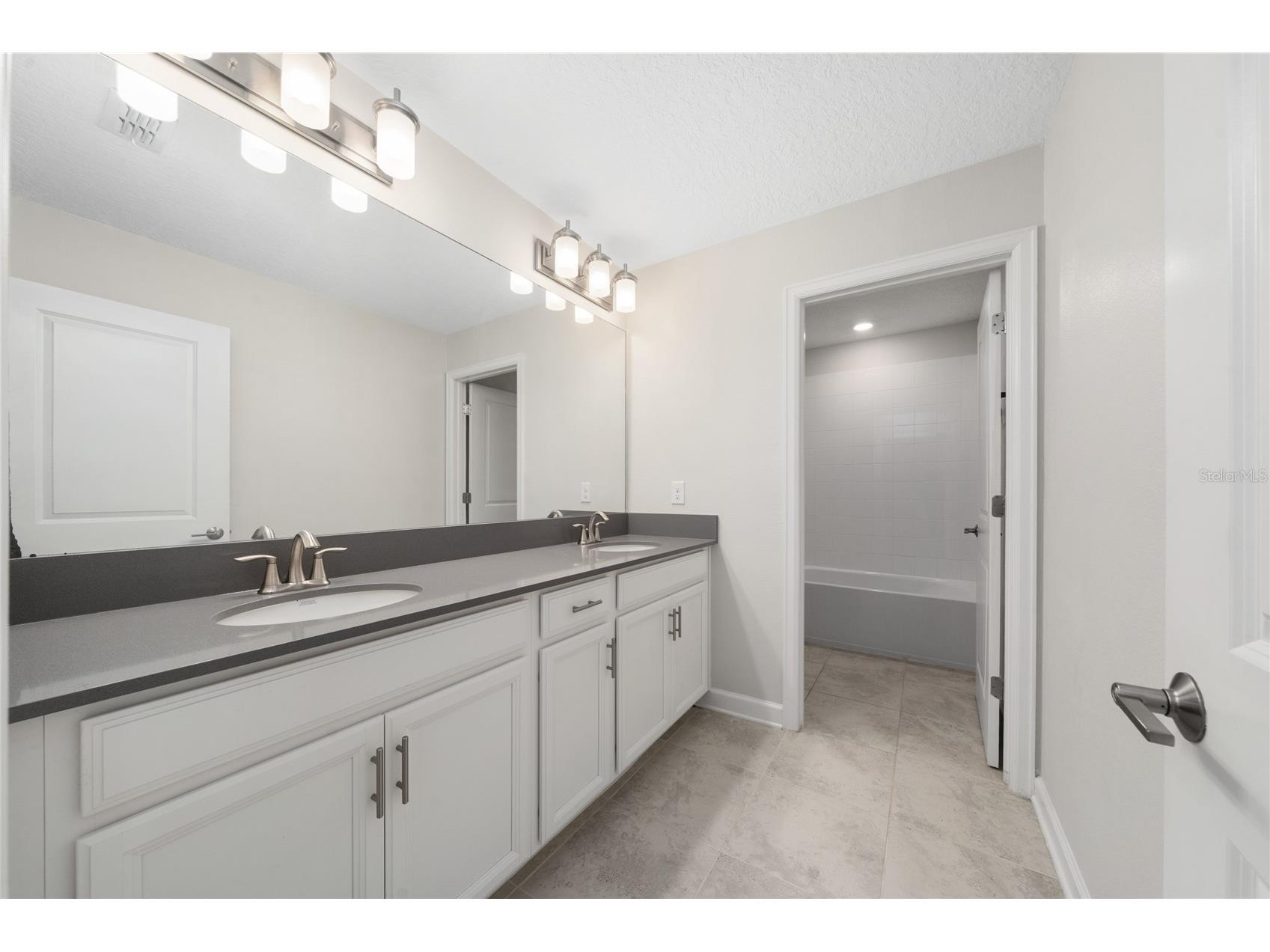 12066 Grammar Lane Orlando FL 32832 O6407925 image36