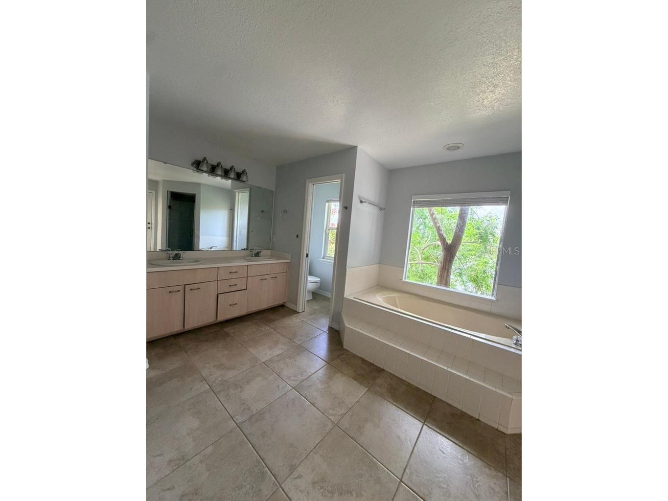 1207 Almond Tree Court Orlando FL 32835 - LAKE ALMOND TREE O6417238 image21