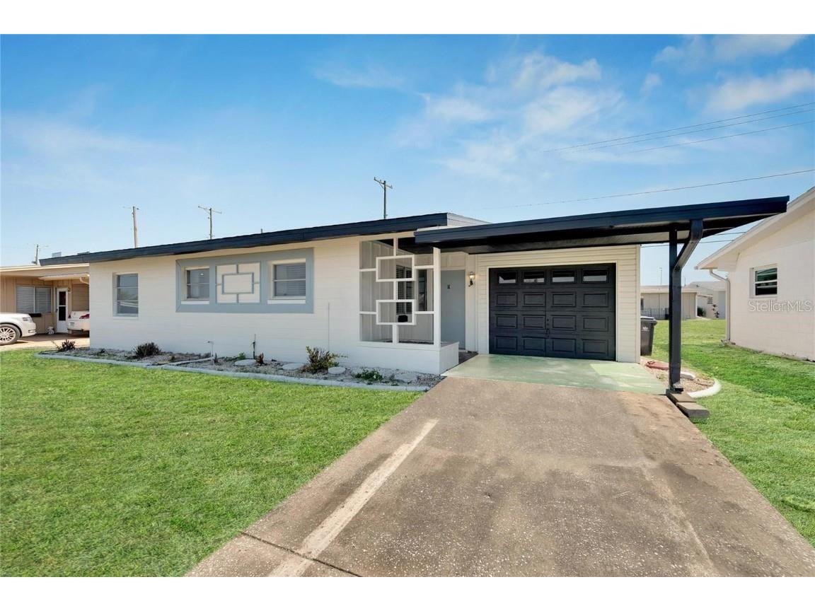 1207 Chevy Chase Drive Sun City Center FL 33573 TB8397658 image1