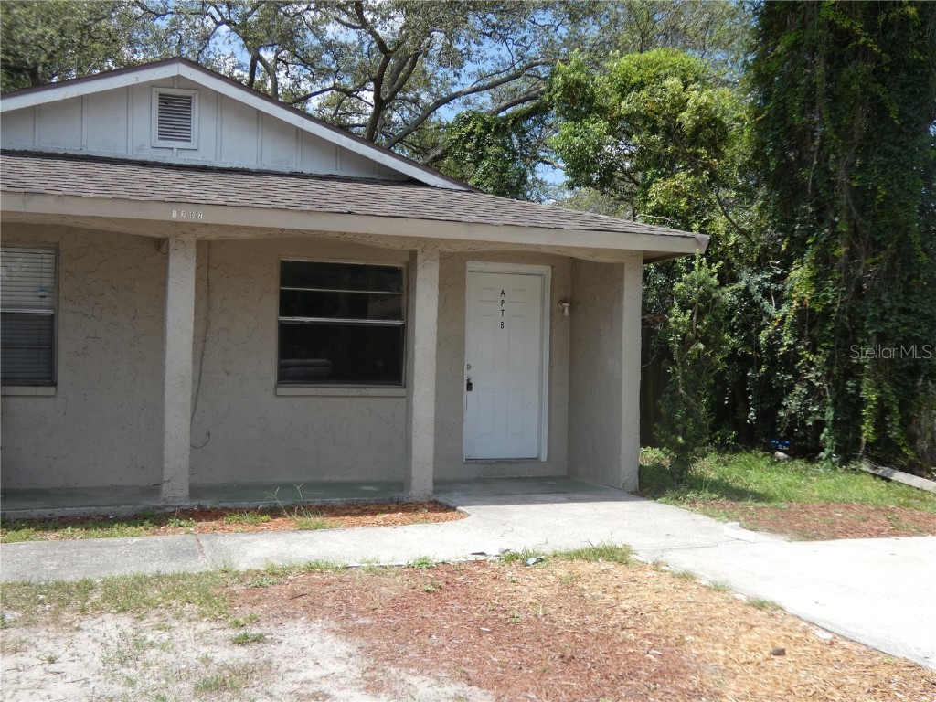 1207 E 108th Avenue Tampa FL 33612 T3453137 image1