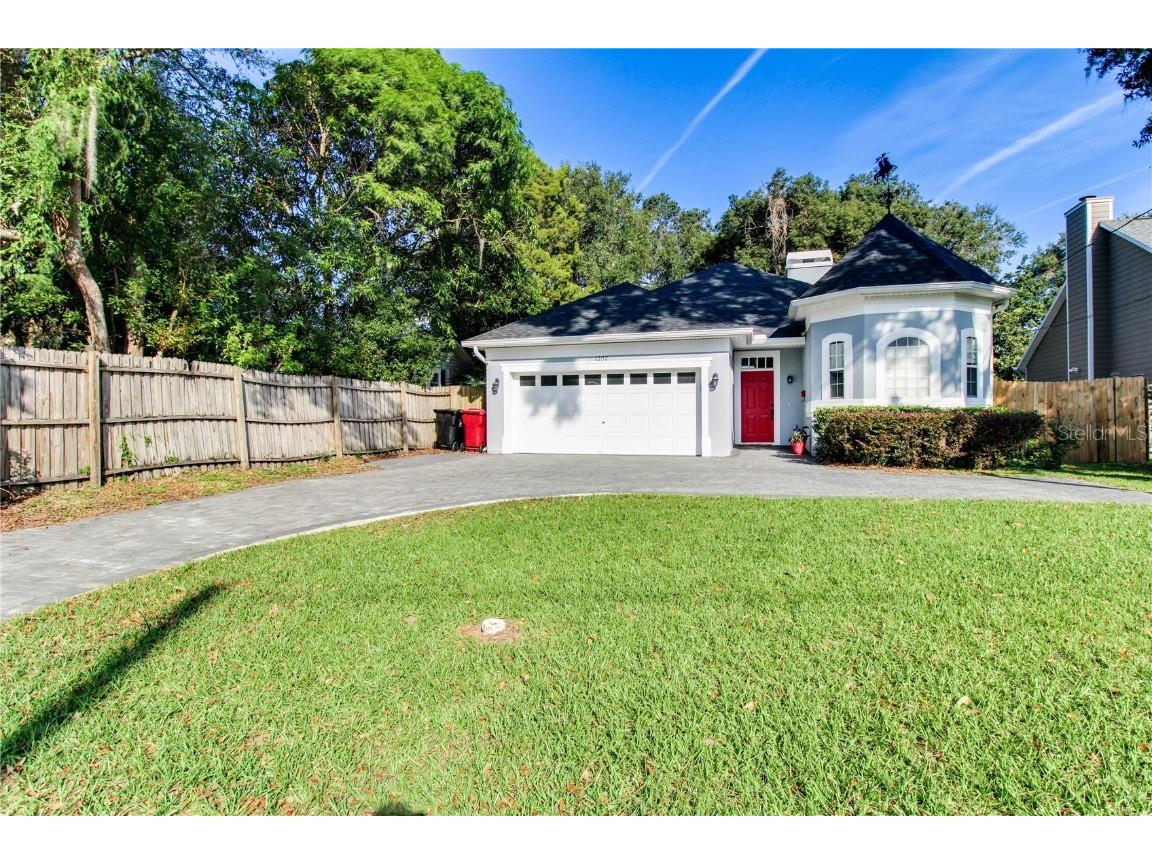 1207 E Esther Street Orlando FL 32806 O6080189 image1