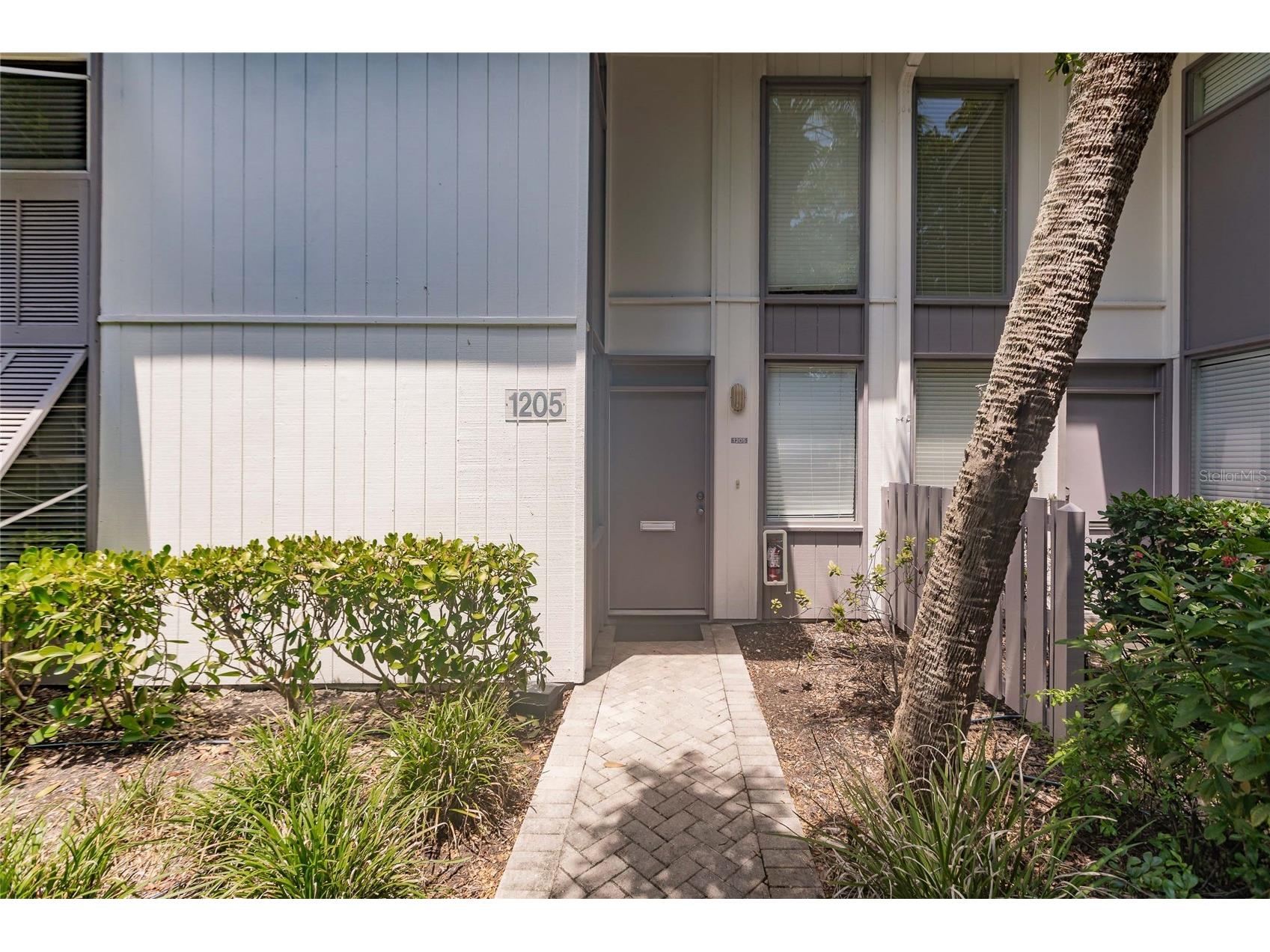 1207 E Peppertree Drive #231 Sarasota FL 34242 TB8471917 image1