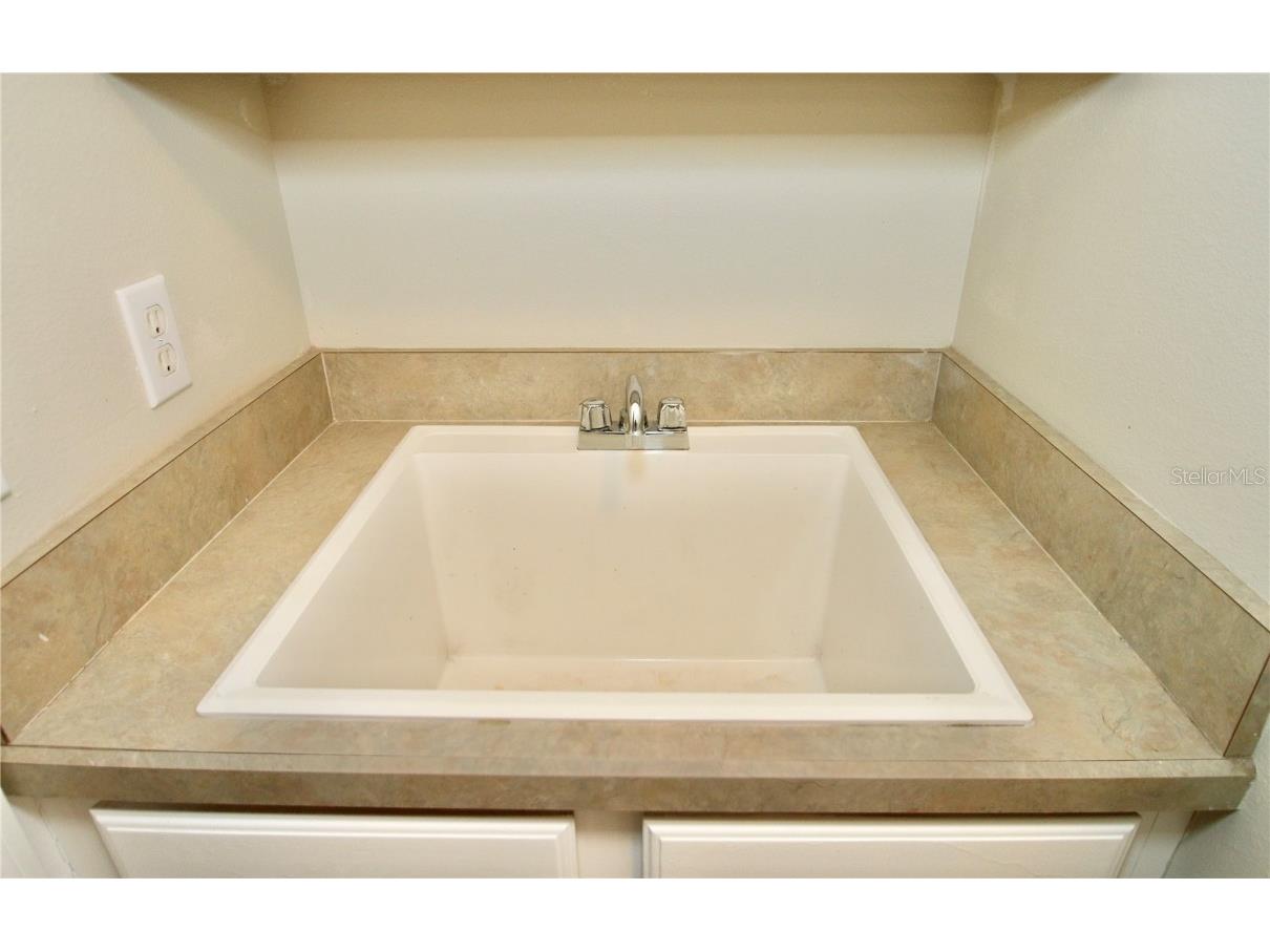 1207 Greenley Avenue Groveland FL 34736 O6359023 image33