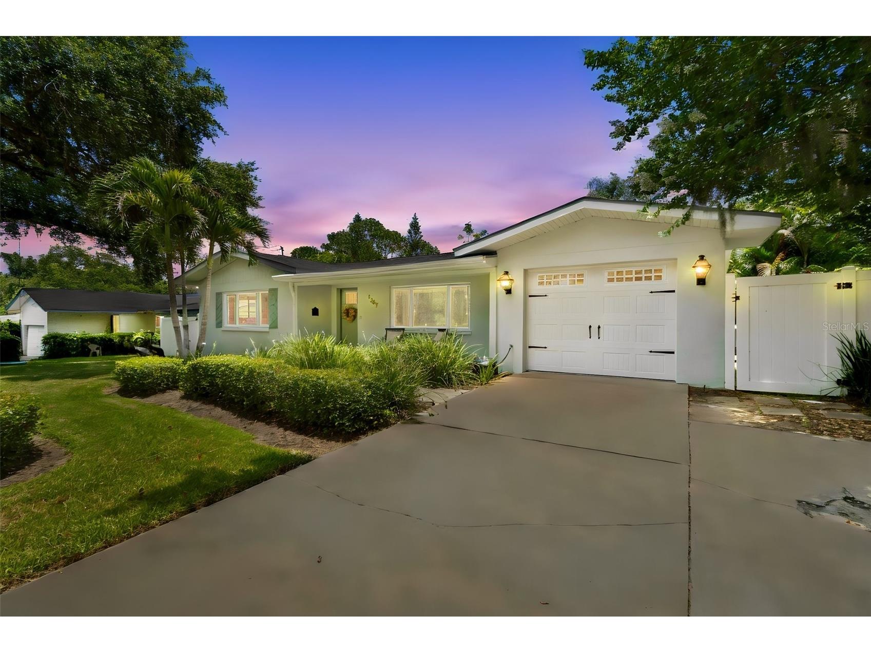 1207 Kapok Circle Clearwater FL 33759 TB8524865 image1