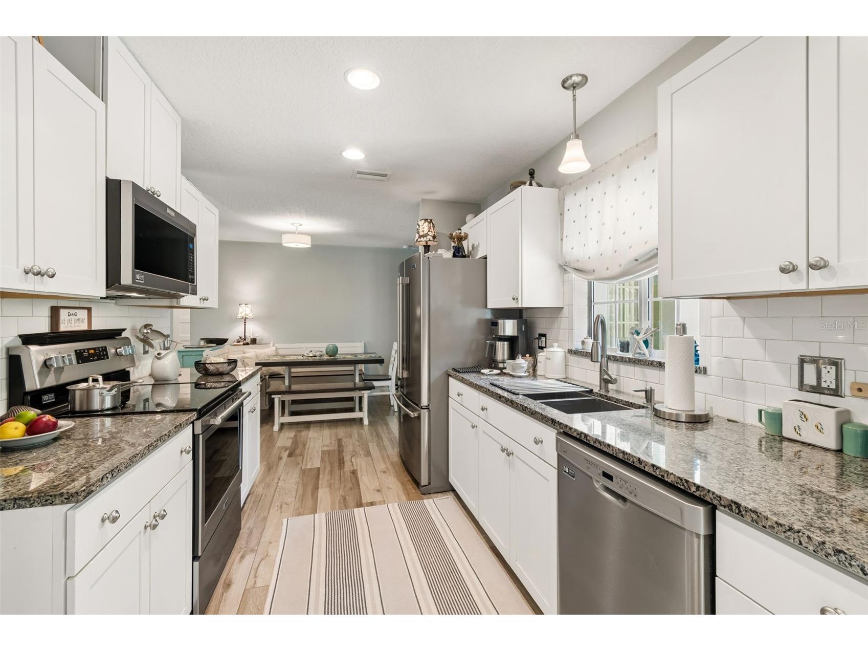 1207 Kapok Circle Clearwater FL 33759 TB8524865 image16