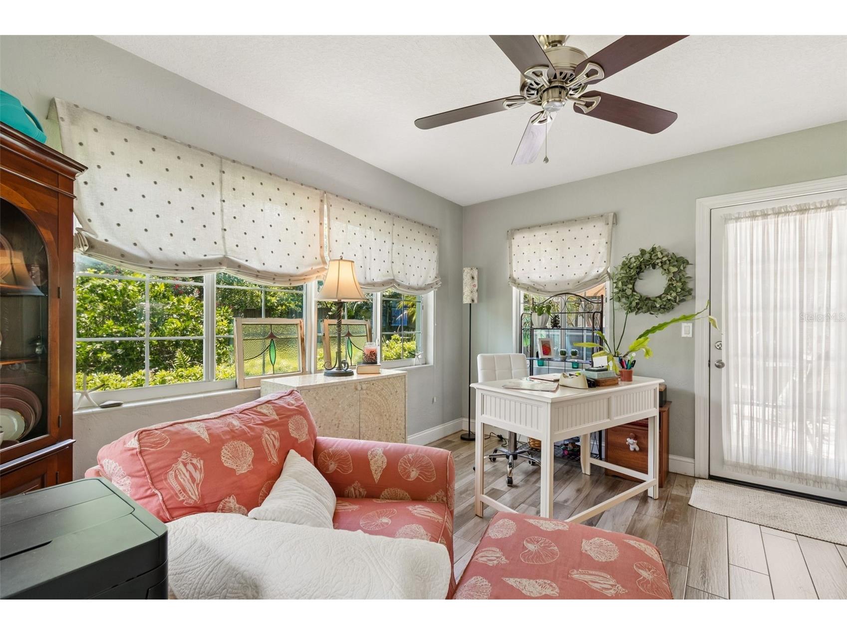1207 Kapok Circle Clearwater FL 33759 TB8524865 image21