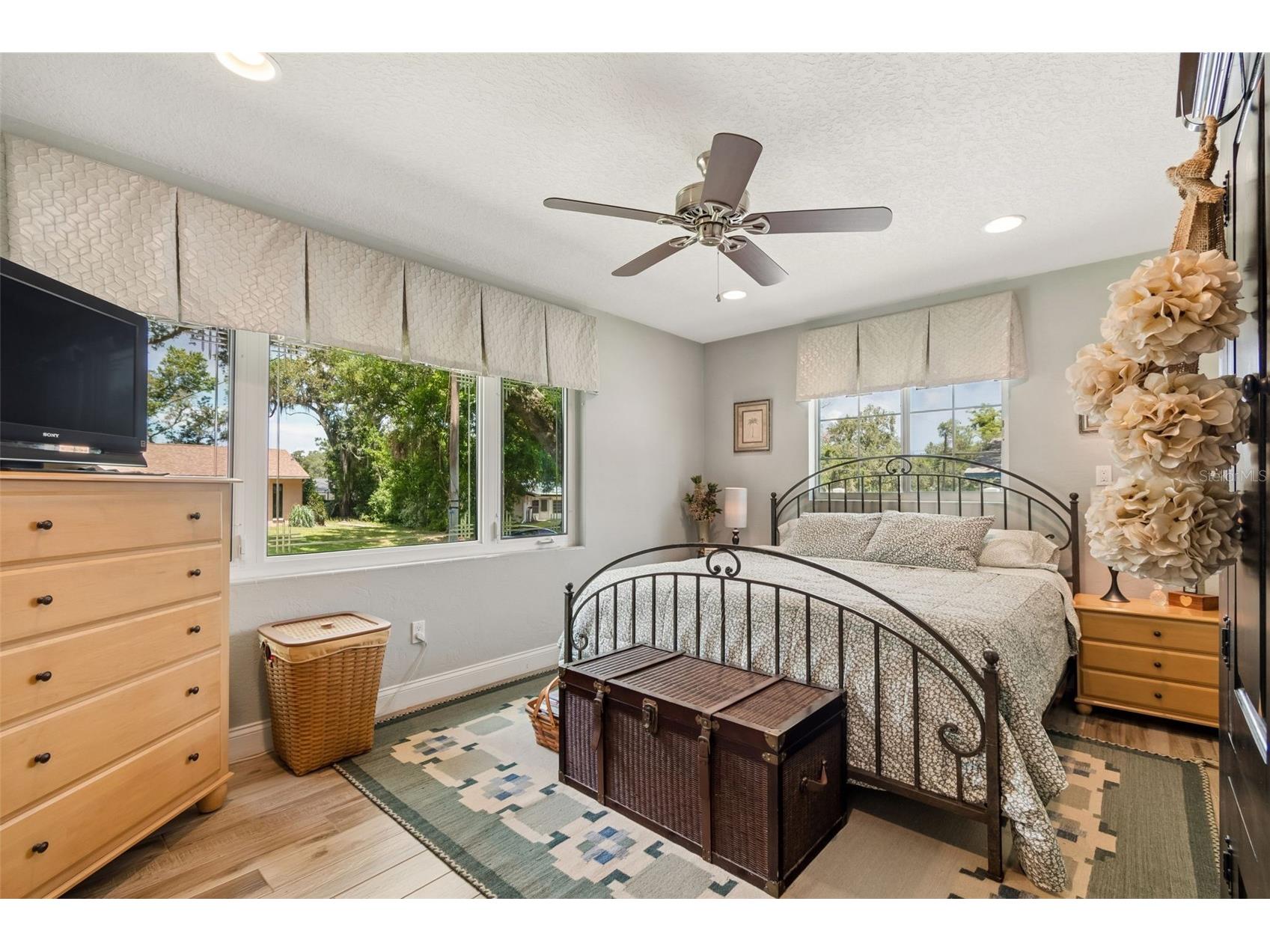 1207 Kapok Circle Clearwater FL 33759 TB8524865 image22