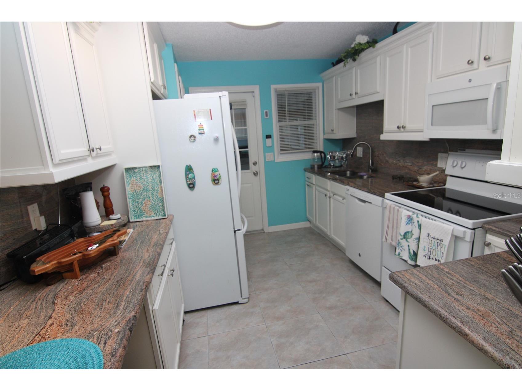 1207 Lakehouse Court #1207 Sun City Center FL 33573 TB8502251 image2