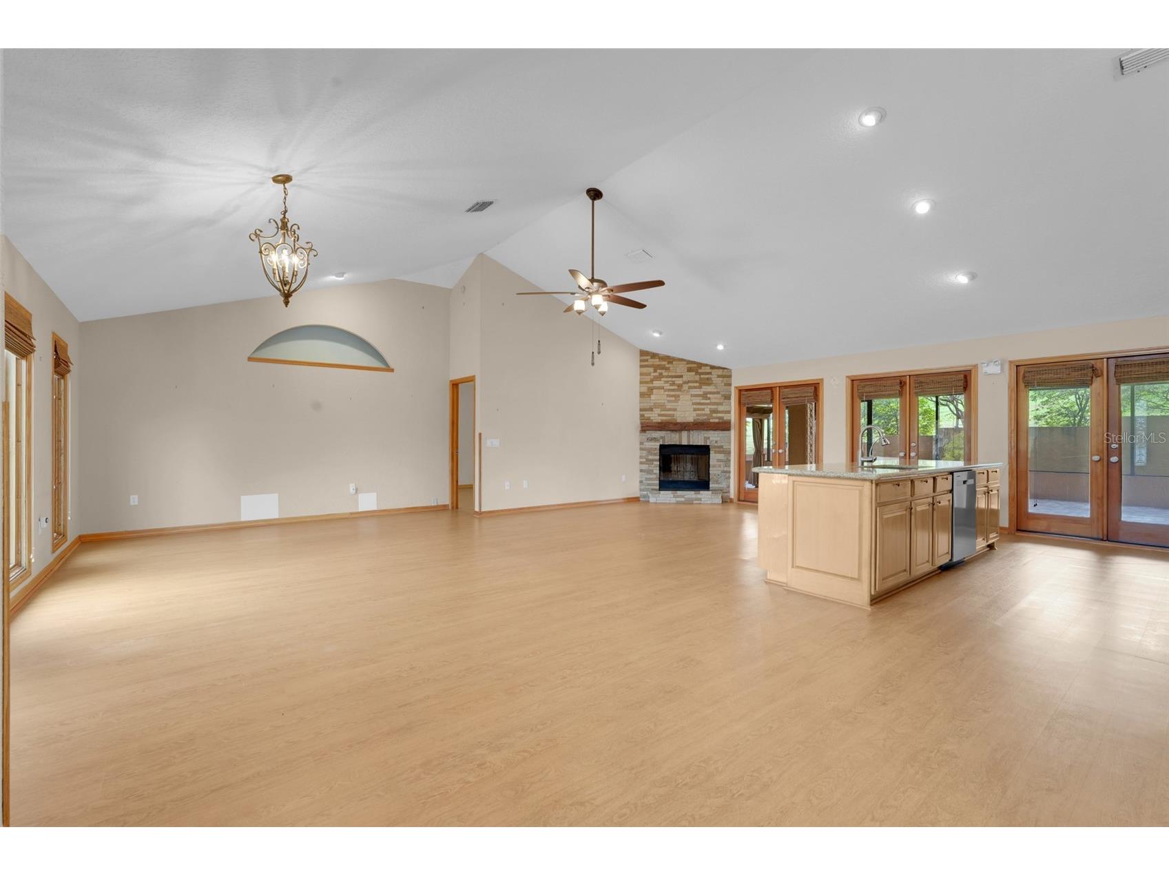 1207 Overlook Road Eustis FL 32726 - LAKE EUSTIS TB8462076 image4