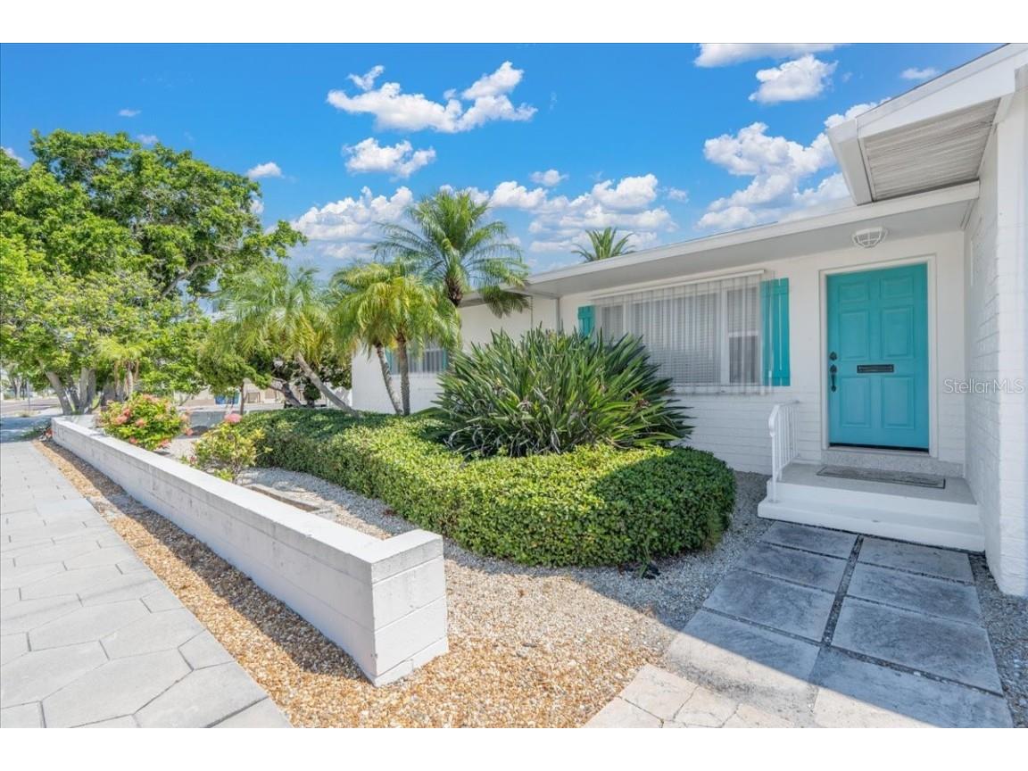 1207 Pass A Grille Way Saint Pete Beach FL 33706 TB8427649 image2