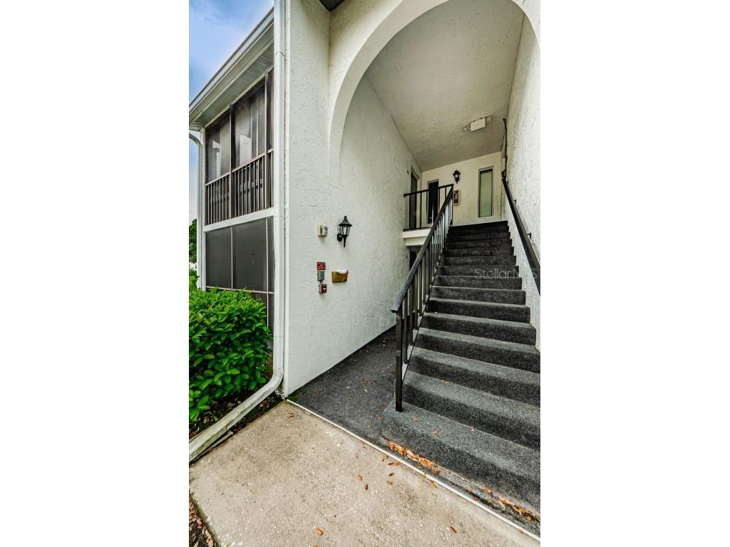 1207 Pine Ridge Circle W #A1 Tarpon Springs FL 34688 U8234052 image1