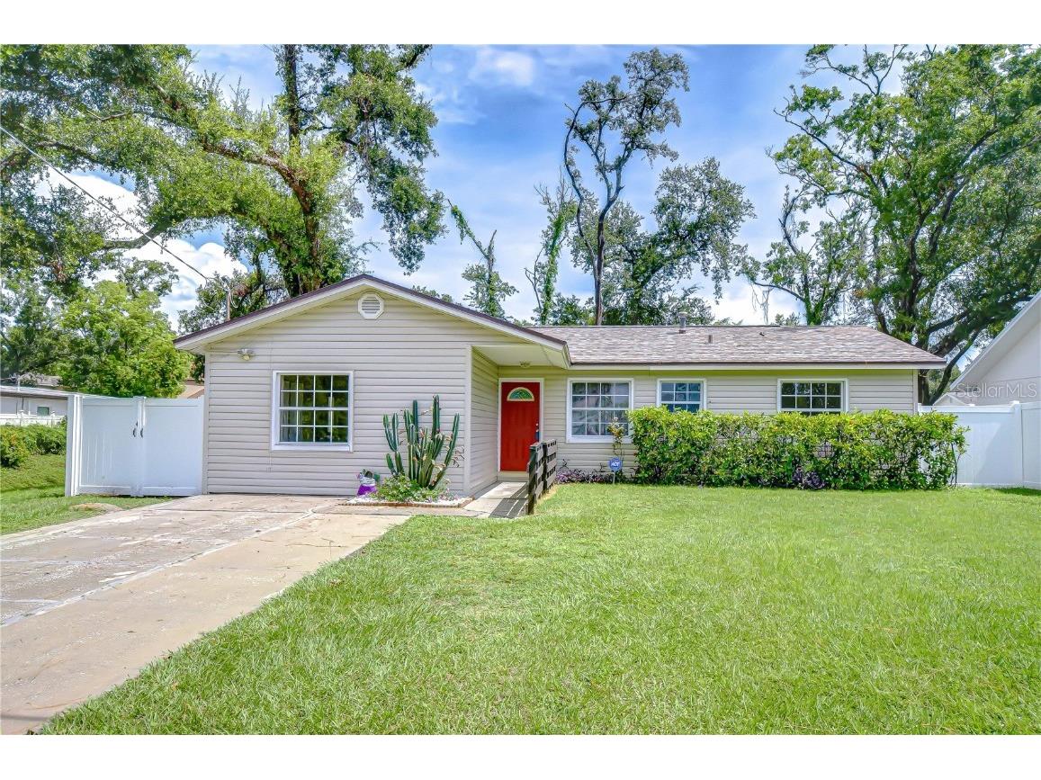 1207 W Hollywood Street Tampa FL 33604 TB8407406 image1