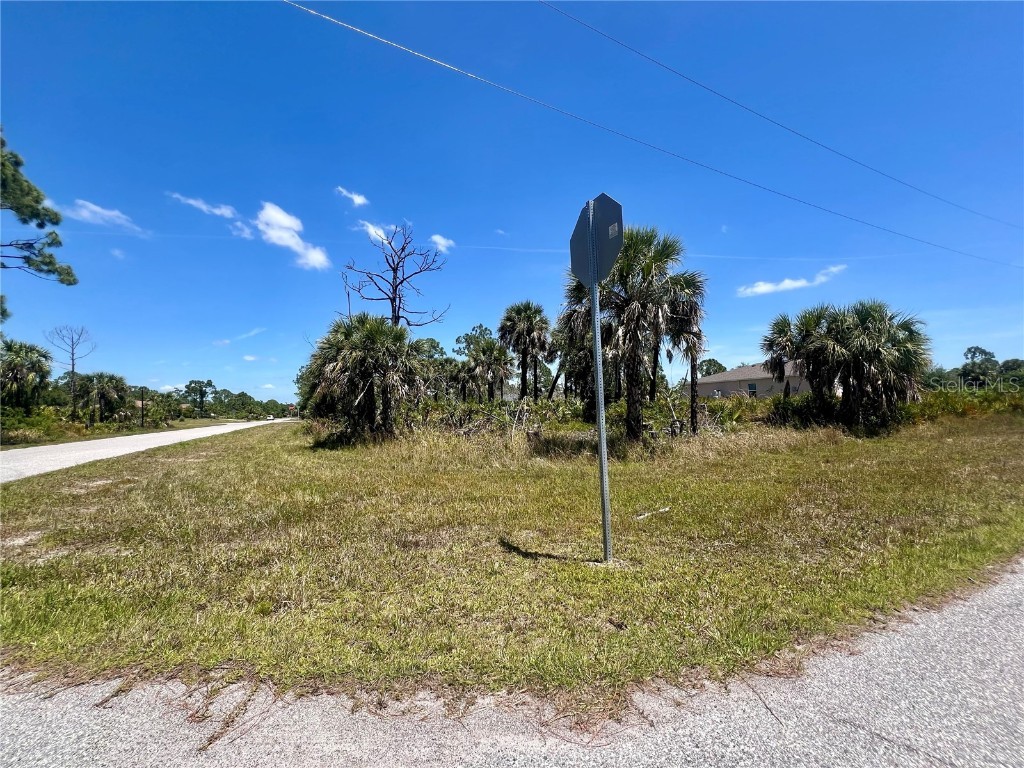 12070 Cochran Avenue Port Charlotte FL 33981 C7489871 image1