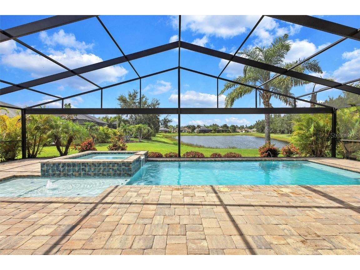 12071 Forest Park Circle Bradenton FL 34211 A4658716 image1