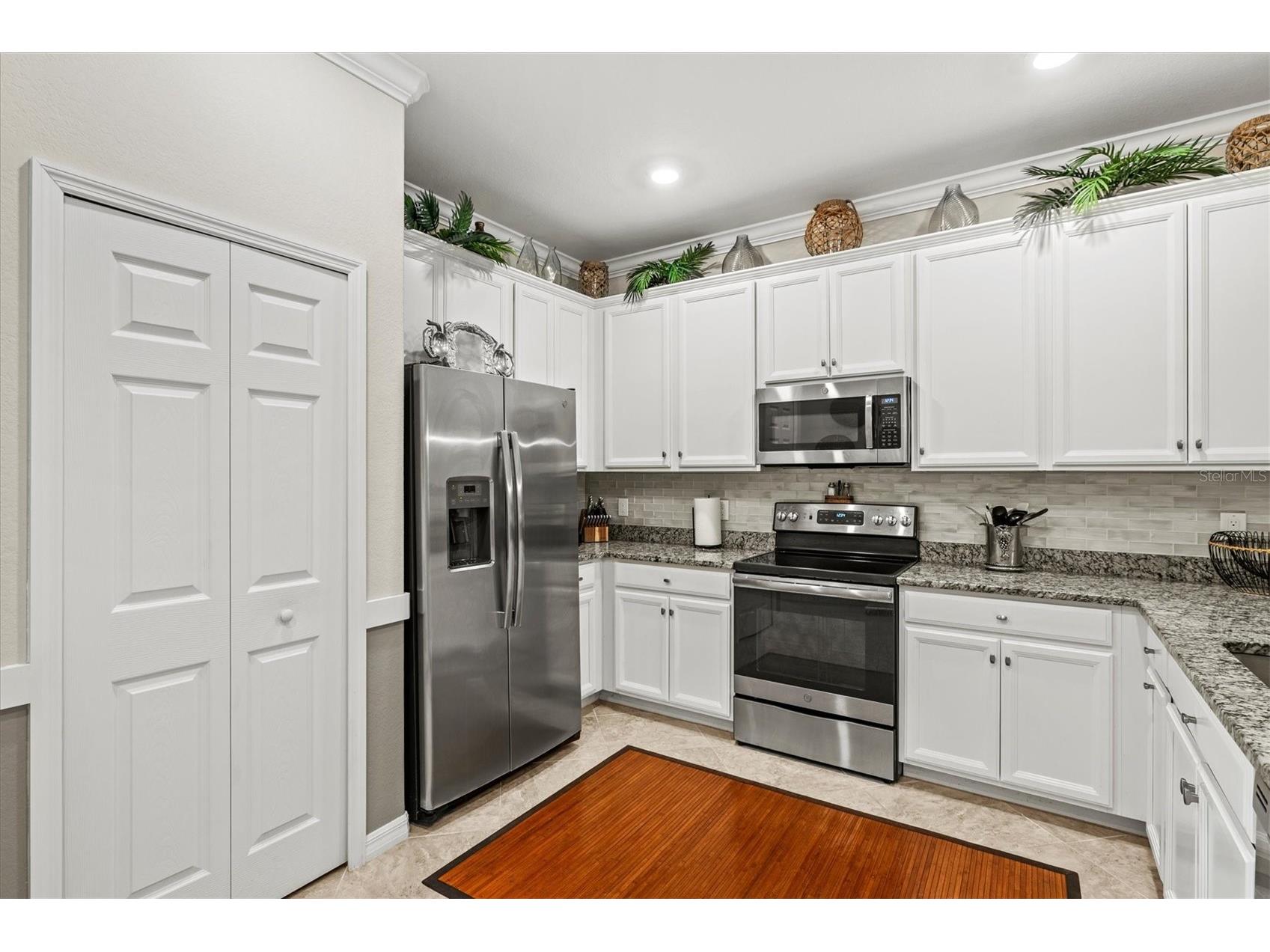 12073 Amica Loop Venice FL 34293 N6144499 image10