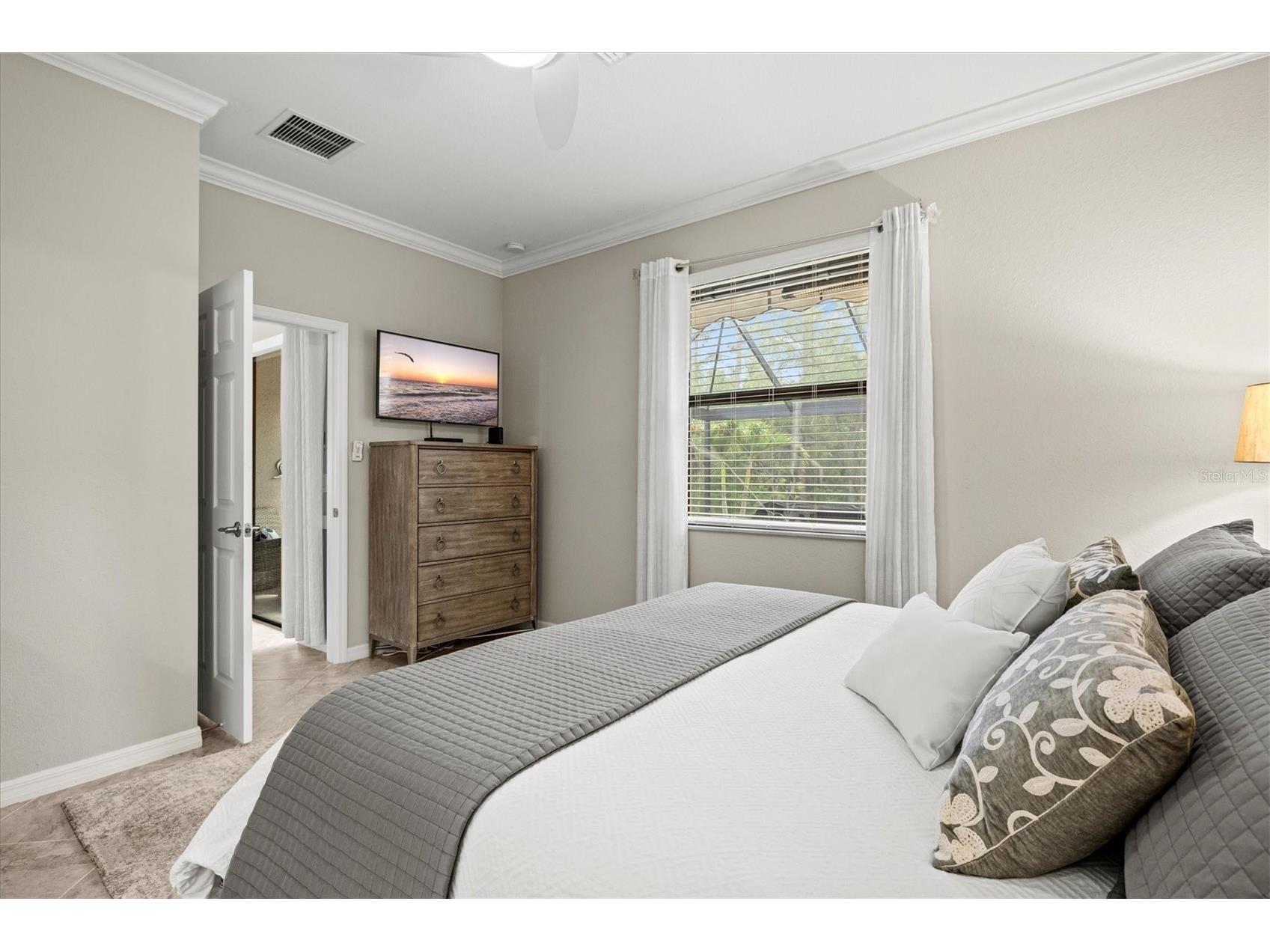 12073 Amica Loop Venice FL 34293 N6144499 image28