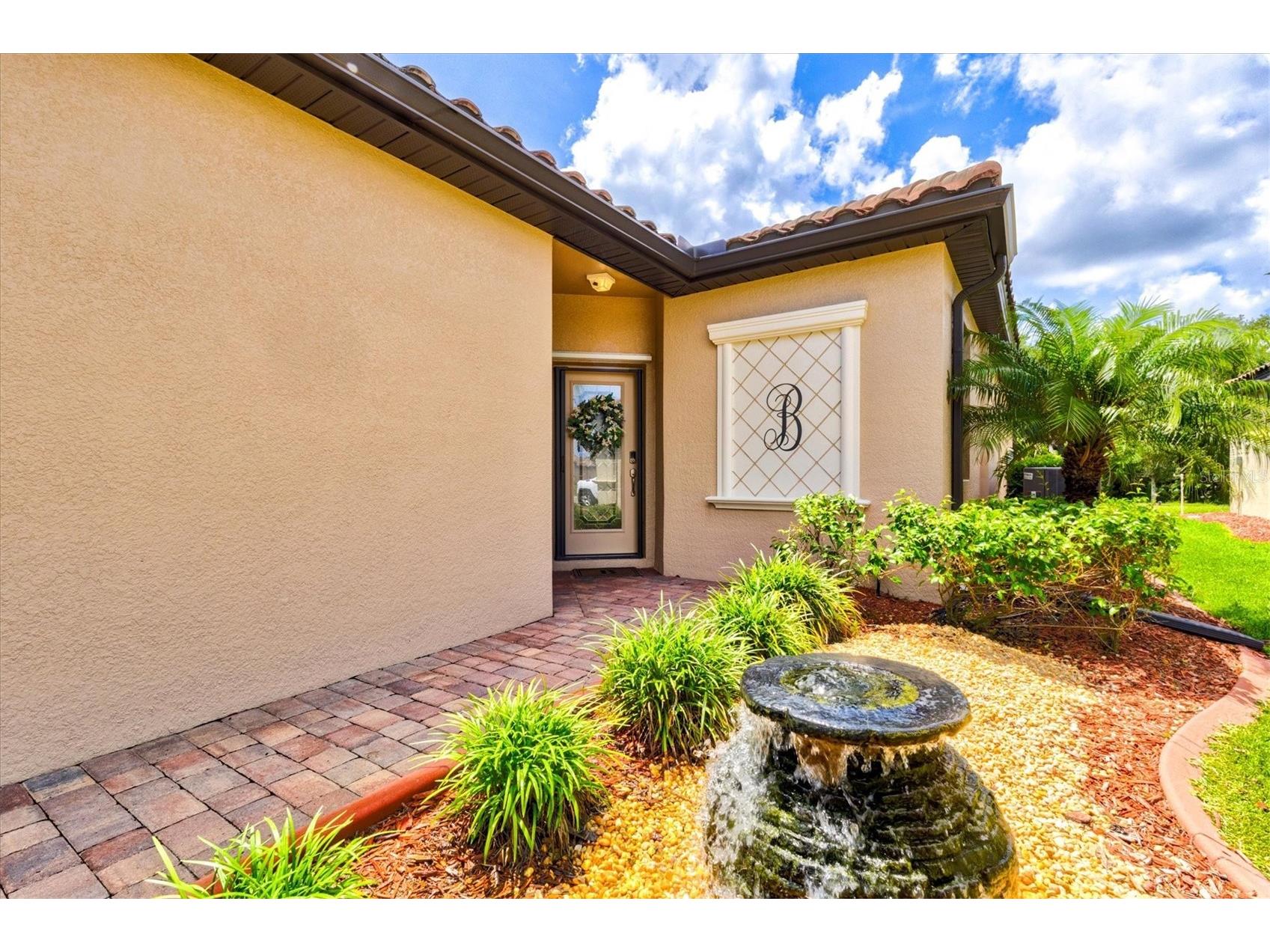 12073 Amica Loop Venice FL 34293 N6144499 image5