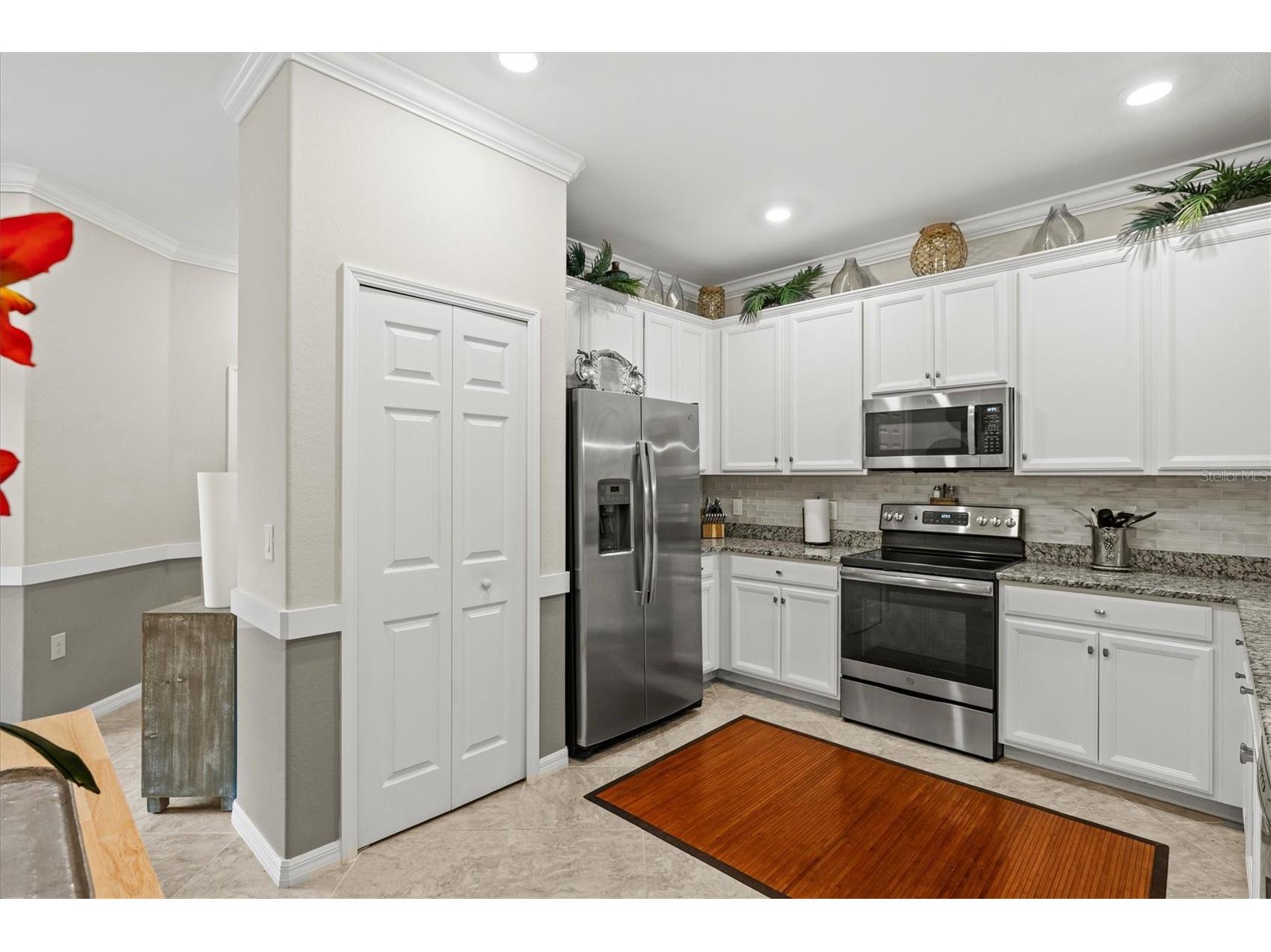 12073 Amica Loop Venice FL 34293 N6144499 image9