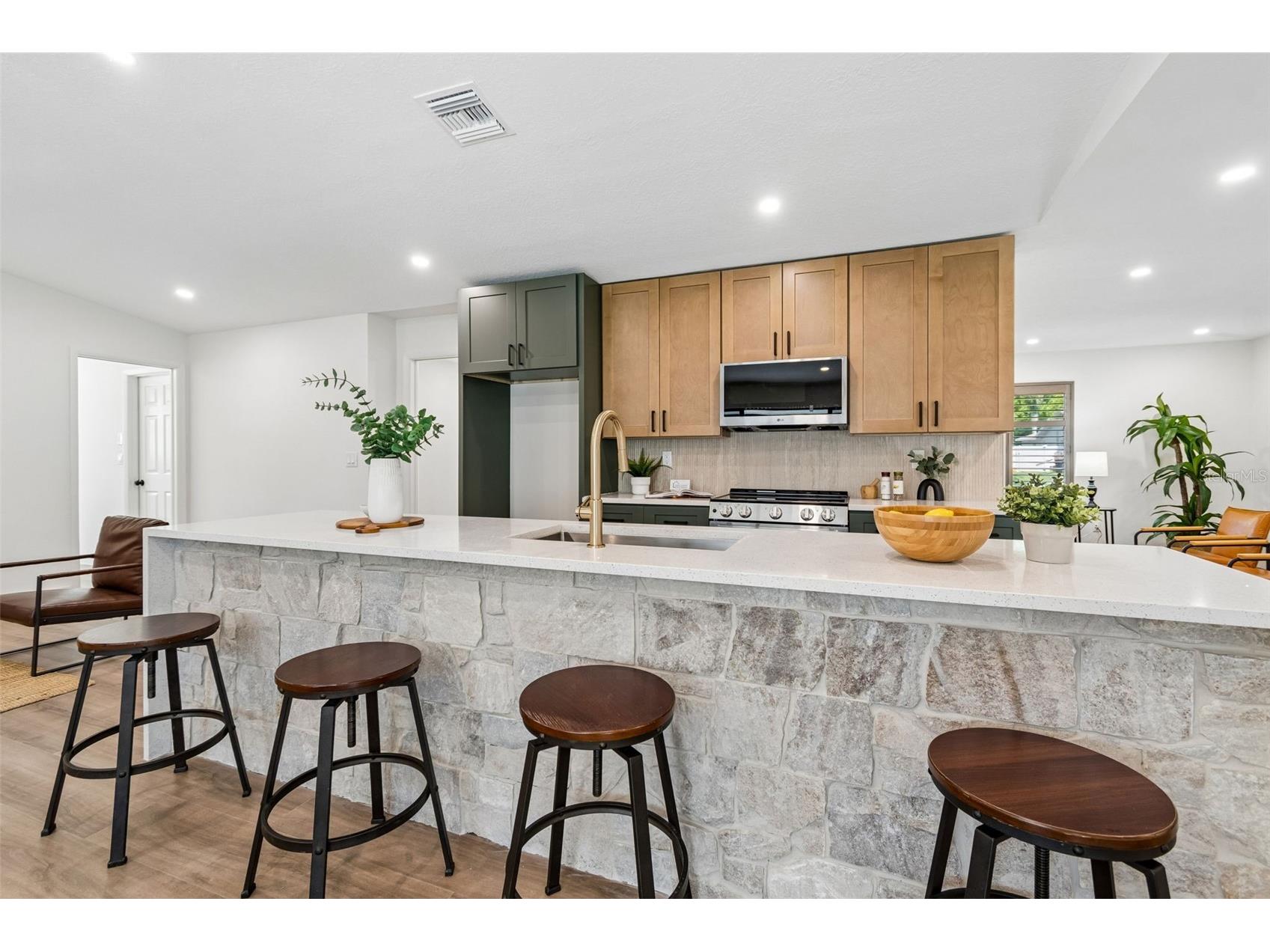 12076 92nd Way N Largo FL 33773 TB8516889 image24