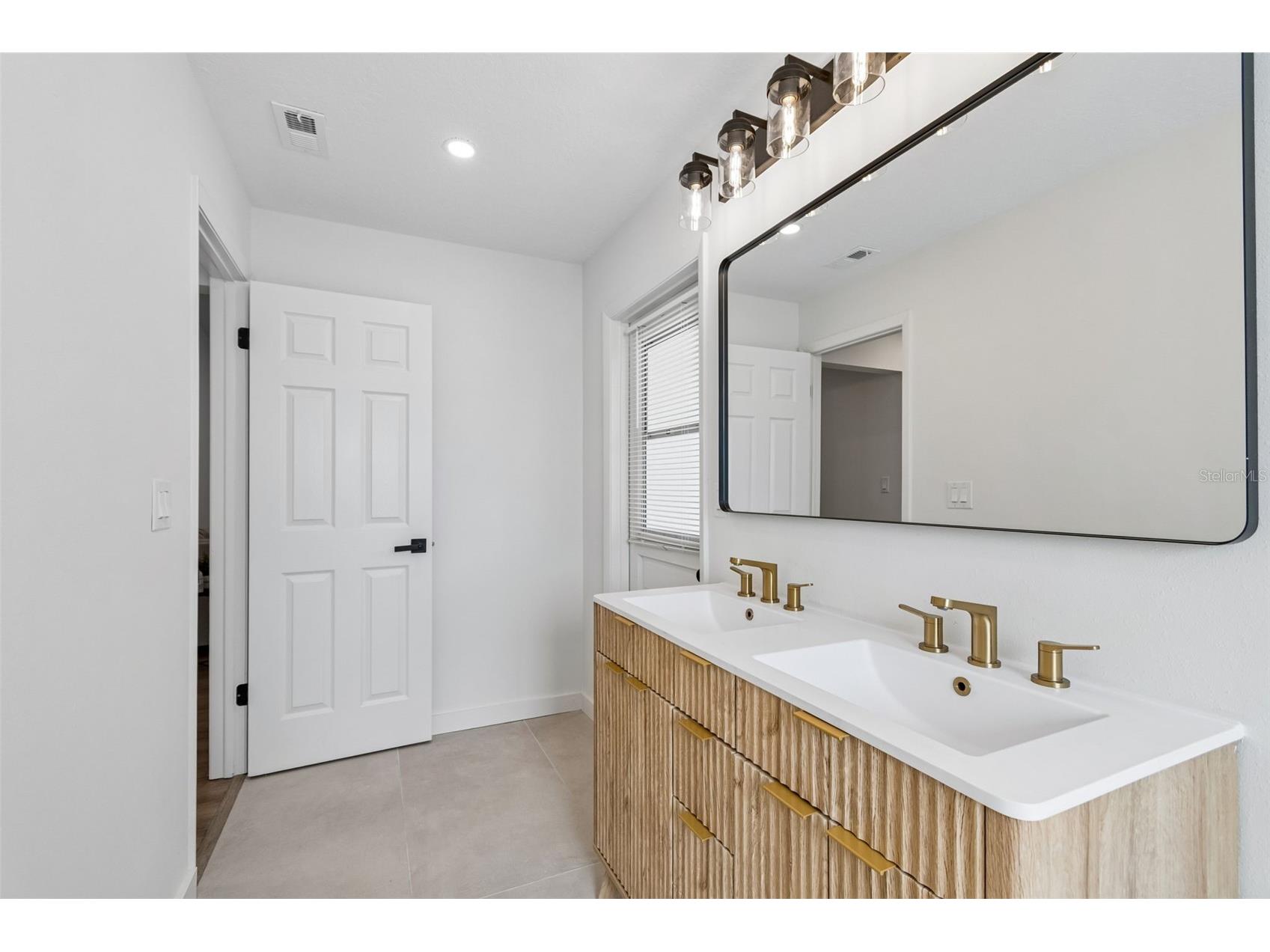 12076 92nd Way N Largo FL 33773 TB8516889 image59