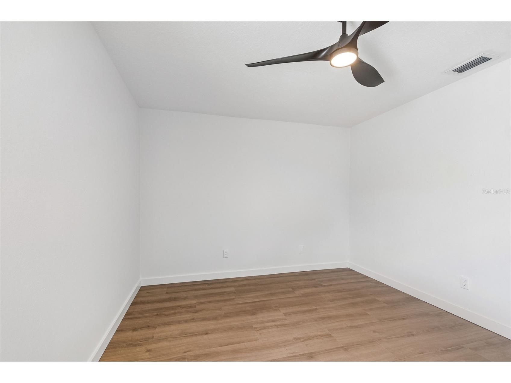 12076 92nd Way N Largo FL 33773 TB8516889 image61