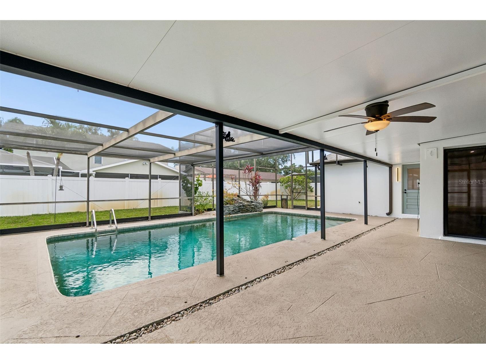 12076 92nd Way N Largo FL 33773 TB8516889 image70