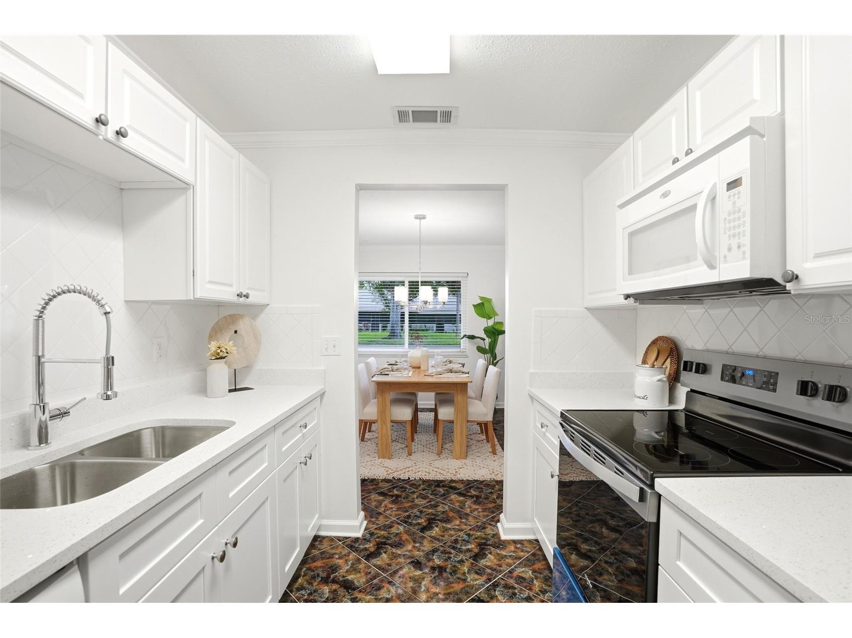 1208 14th Circle SE Largo FL 33771 TB8516312 image20