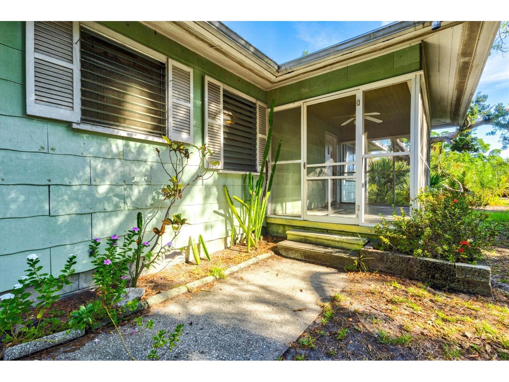 1208 28th Street W Bradenton FL 34205 A4698427 image7