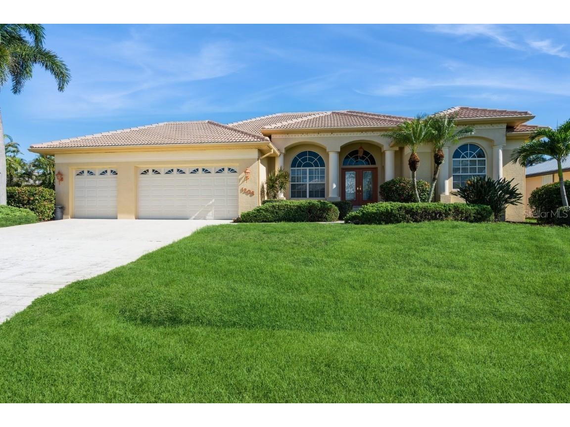 1208 Bobwhite Court Punta Gorda FL 33950 C7512905 image2
