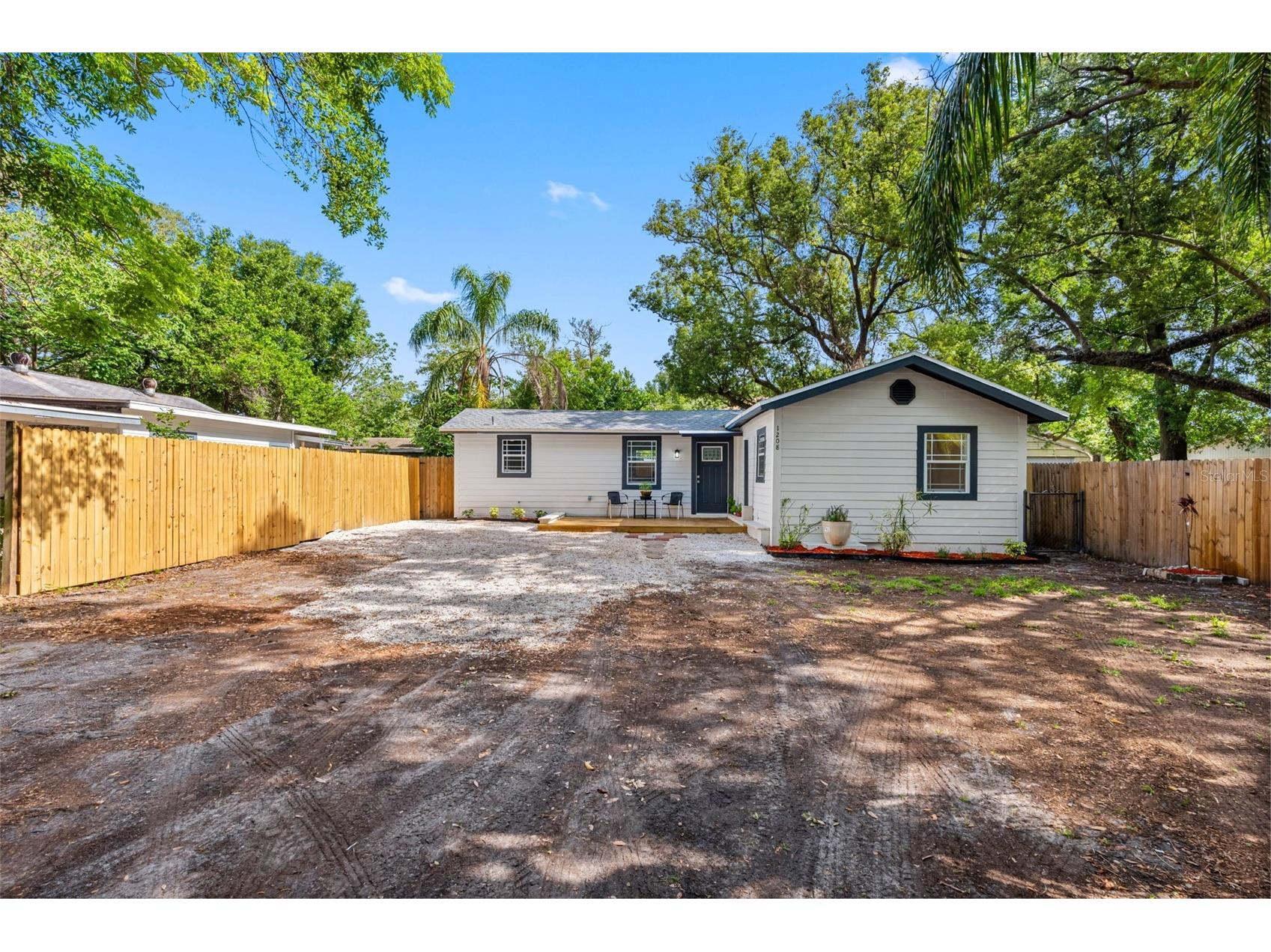 1208 E Chilkoot Avenue Tampa FL 33612 TB8507145 image2