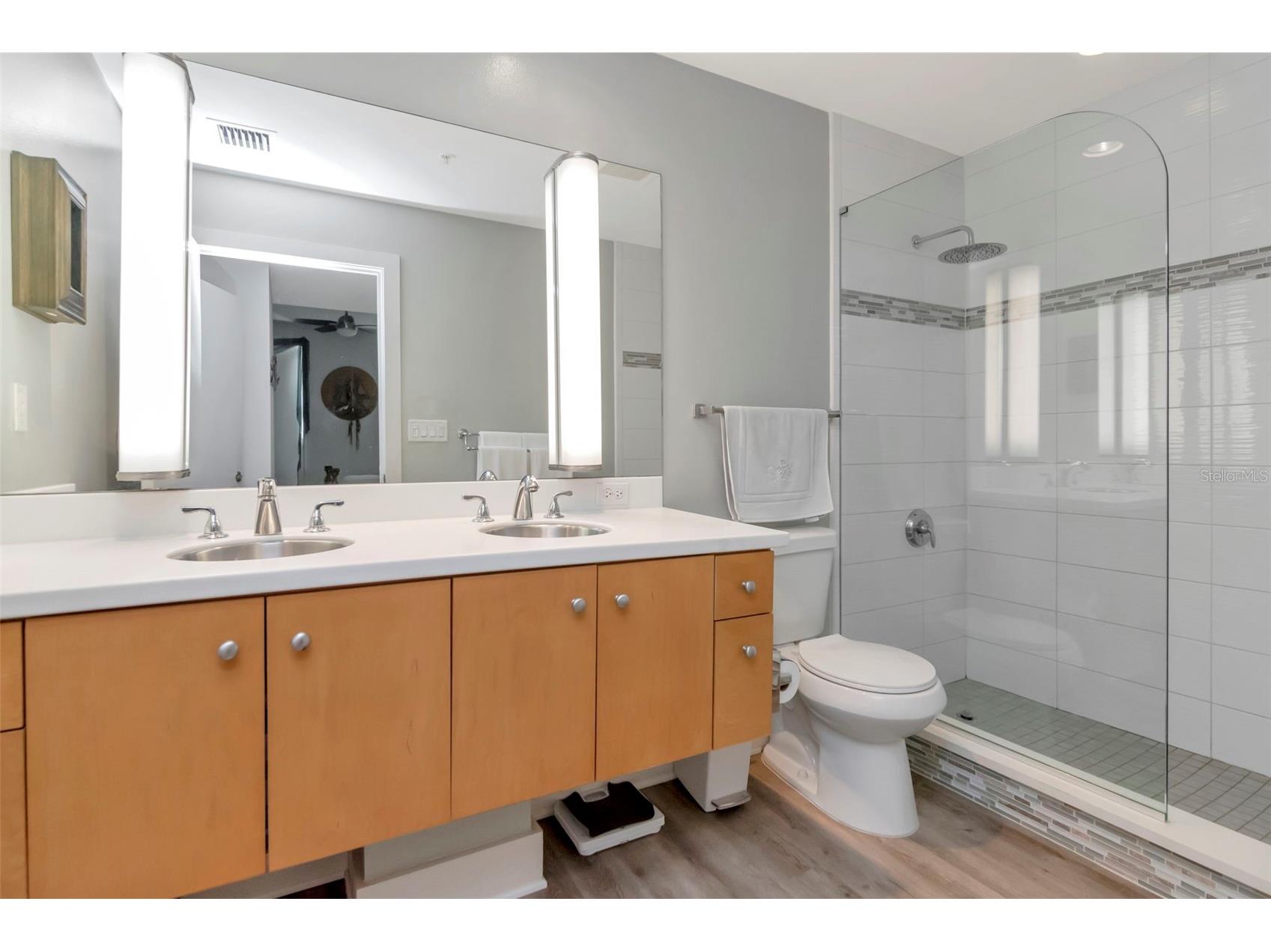 1208 E Kennedy #914 Tampa FL 33602 TB8460855 image35