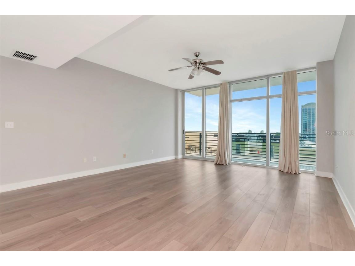 1208 E Kennedy Boulevard #1011 Tampa FL 33602 O6331839 image4