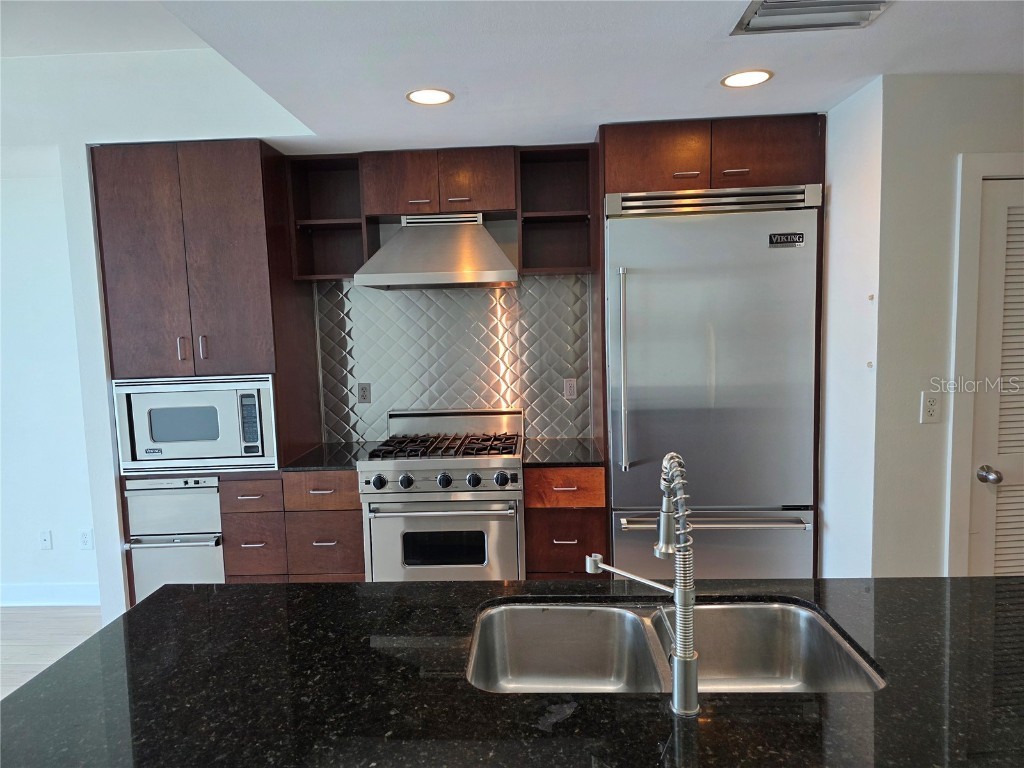 1208 E Kennedy Boulevard #1020 Tampa FL 33602 TB8454479 image14