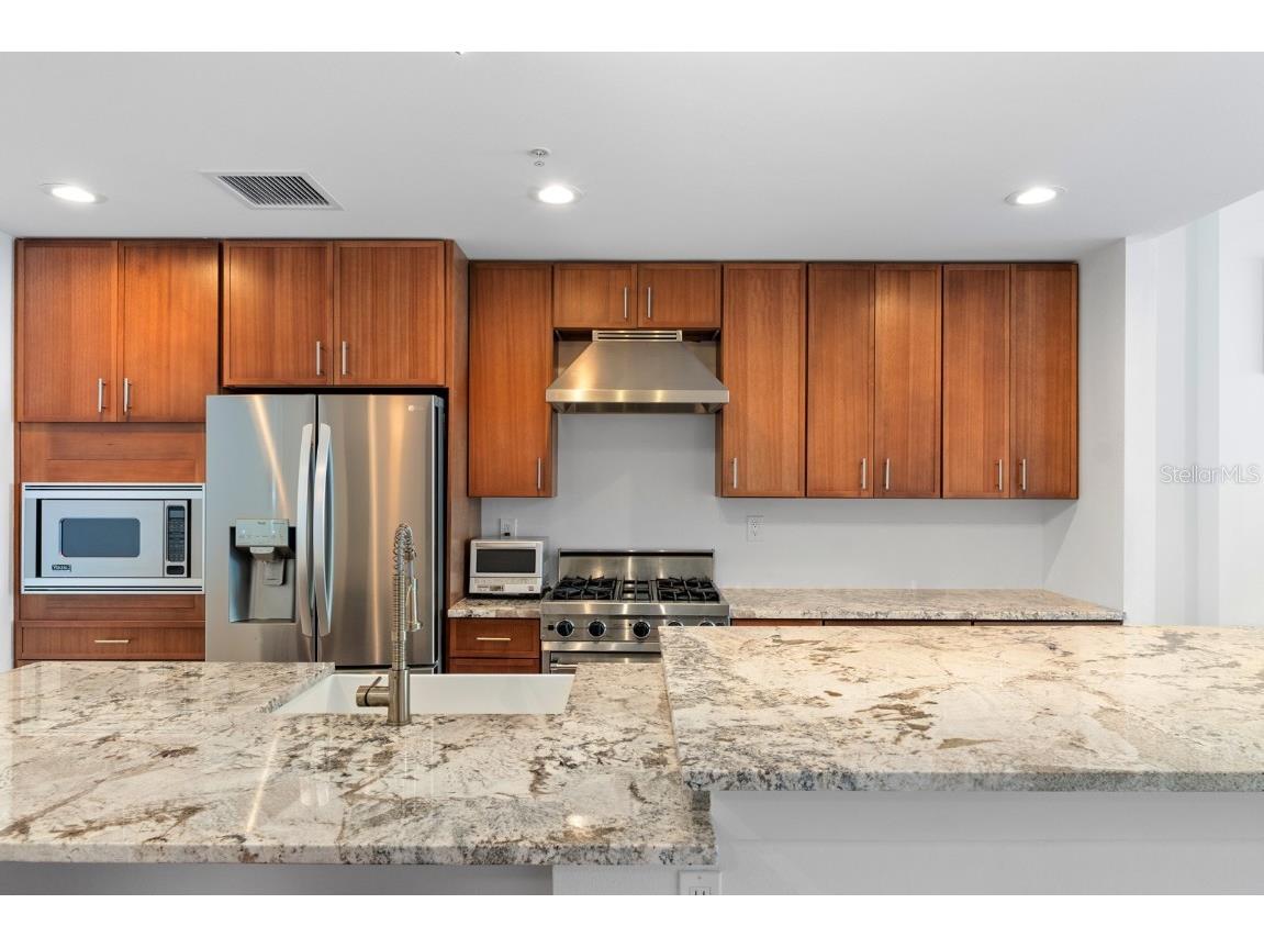 1208 E Kennedy Boulevard #723 Tampa FL 33602 TB8412256 image12