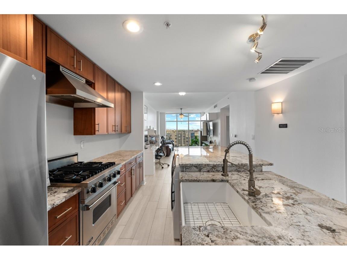 1208 E Kennedy Boulevard #723 Tampa FL 33602 TB8412256 image14