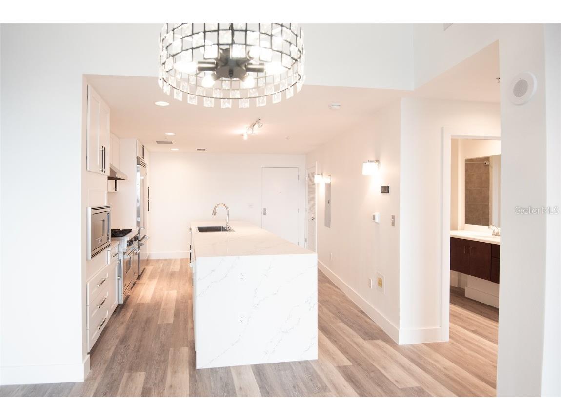 1208 E Kennedy Boulevard #827 Tampa FL 33602 TB8460639 image18