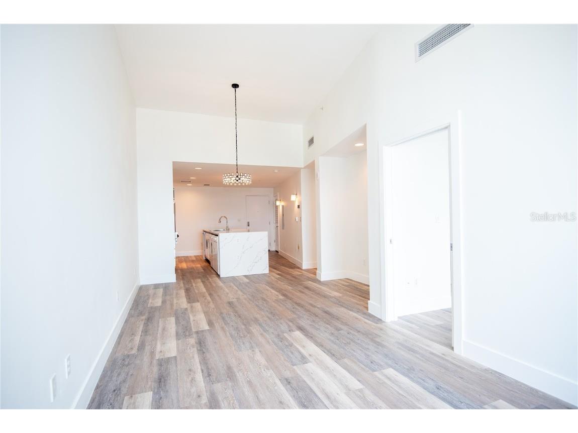 1208 E Kennedy Boulevard #827 Tampa FL 33602 TB8460639 image25