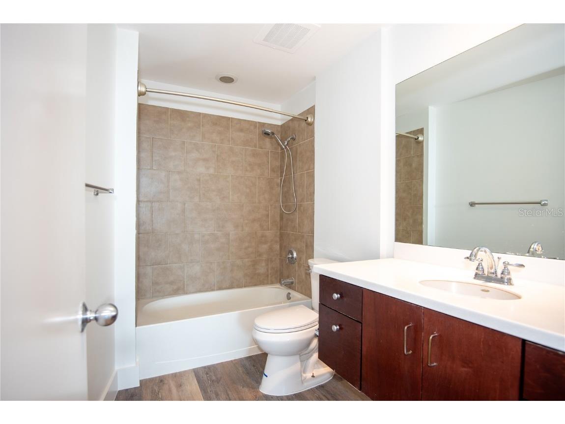 1208 E Kennedy Boulevard #827 Tampa FL 33602 TB8460639 image36