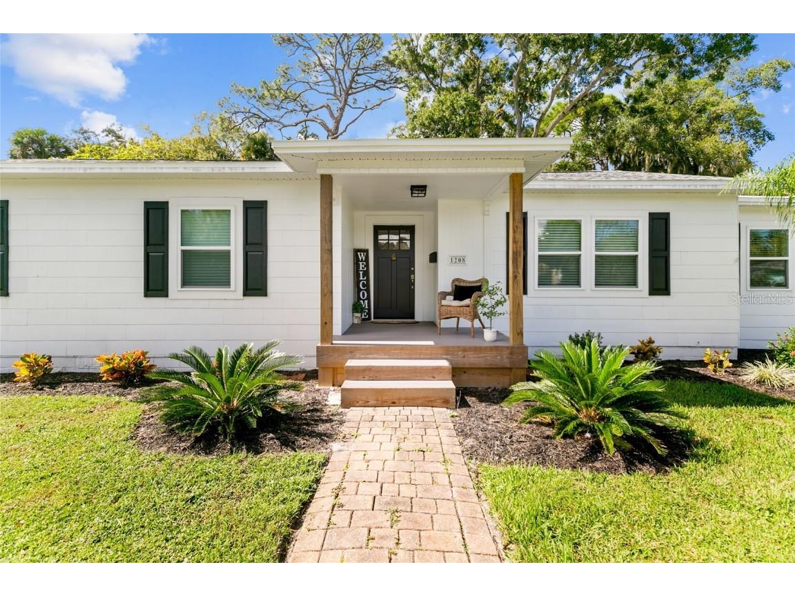 1208 Indian River Avenue Titusville FL 32780 O6354956 image8