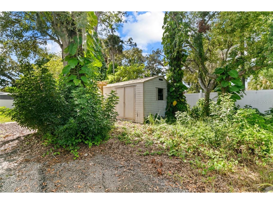 1208 Indian River Avenue Titusville FL 32780 O6354956 image9