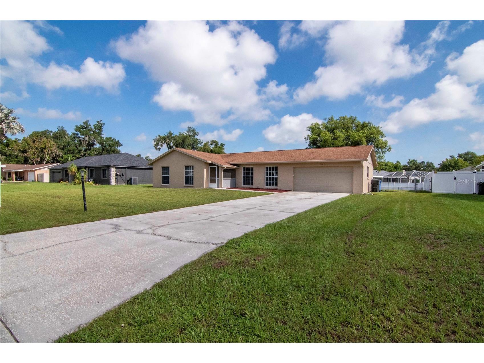 1208 Lady Guinevere Drive Valrico FL 33594 TB8525206 image2