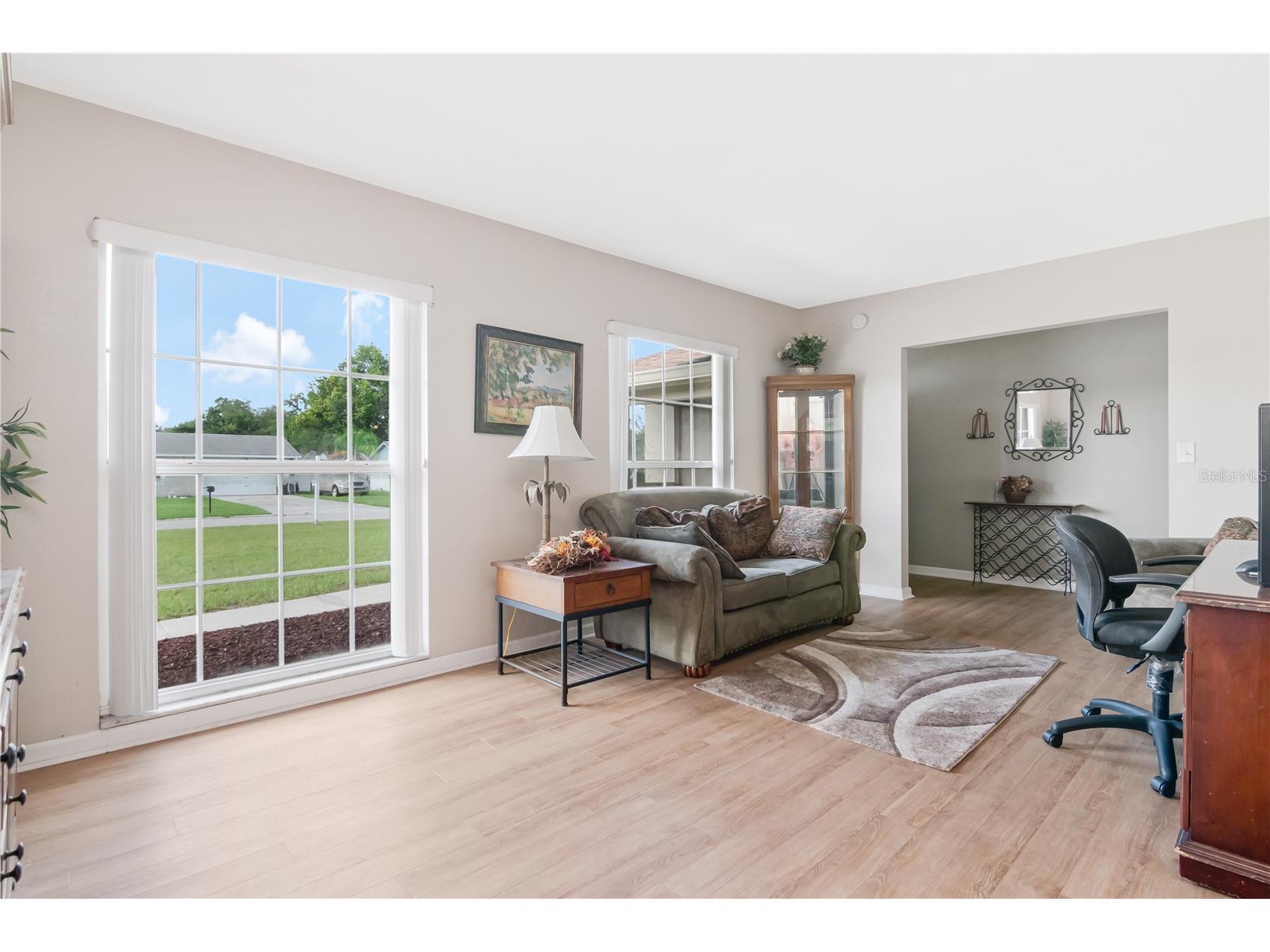 1208 Lady Guinevere Drive Valrico FL 33594 TB8525206 image5