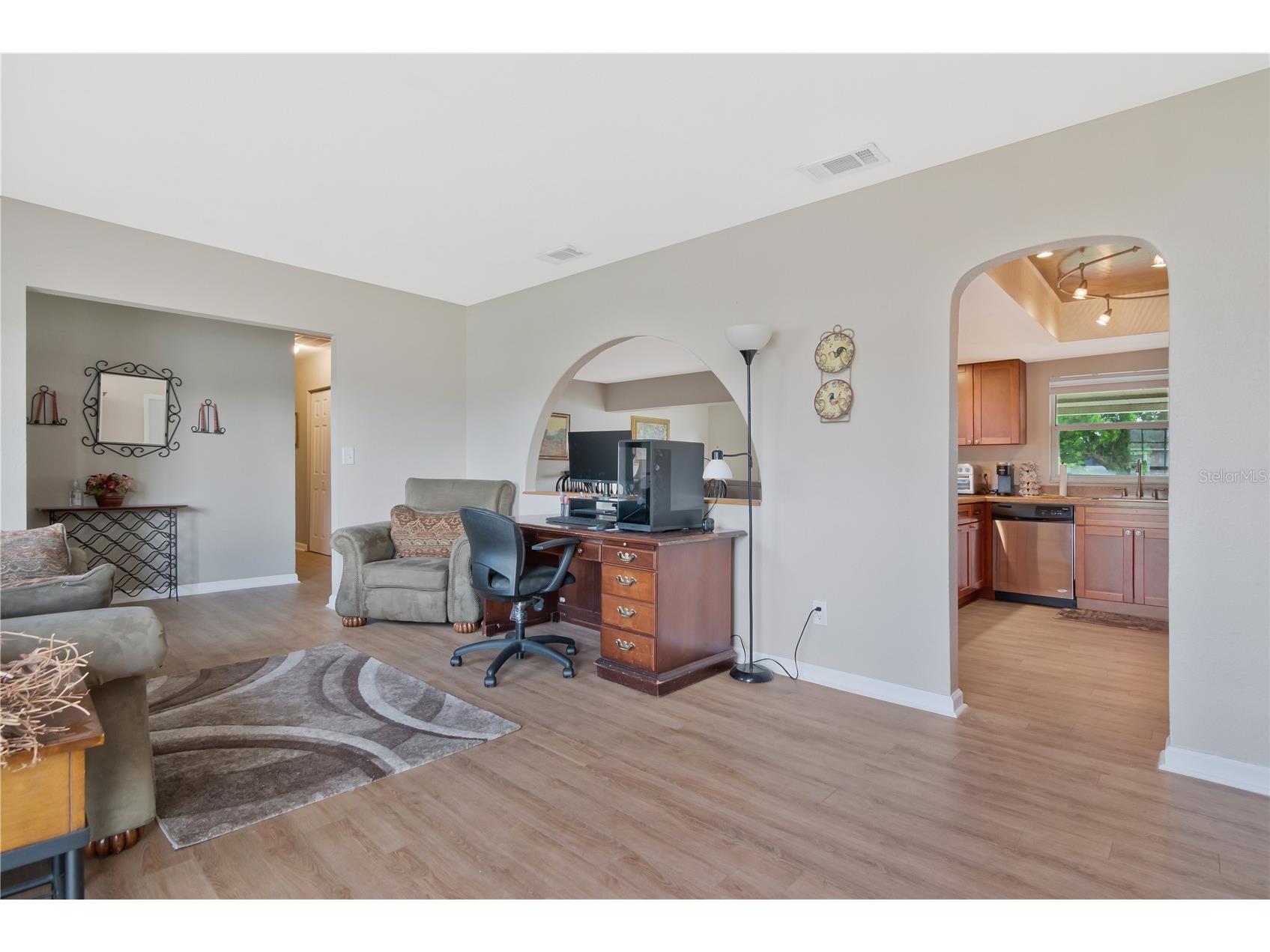1208 Lady Guinevere Drive Valrico FL 33594 TB8525206 image8