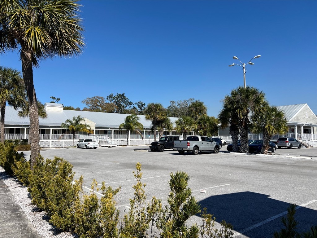 1208 N Pinellas Ave #1240 Tarpon Springs FL 34689 U8230021 image1