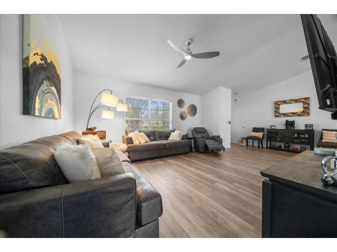 1208 NE 21st Court Ocala FL 34470 OM709642 image12