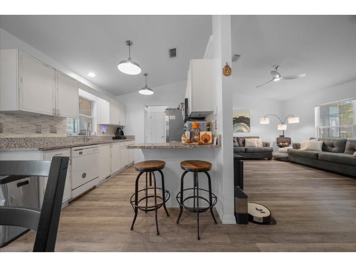 1208 NE 21st Court Ocala FL 34470 OM709642 image15