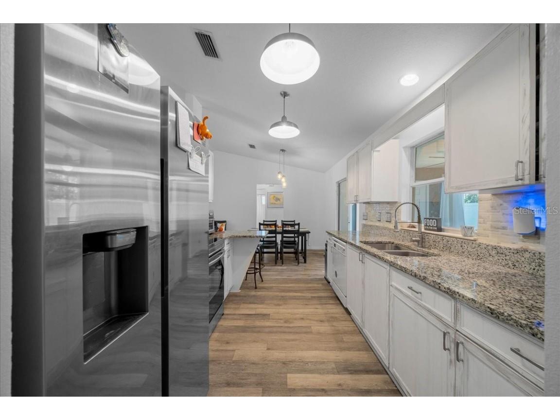 1208 NE 21st Court Ocala FL 34470 OM709642 image18