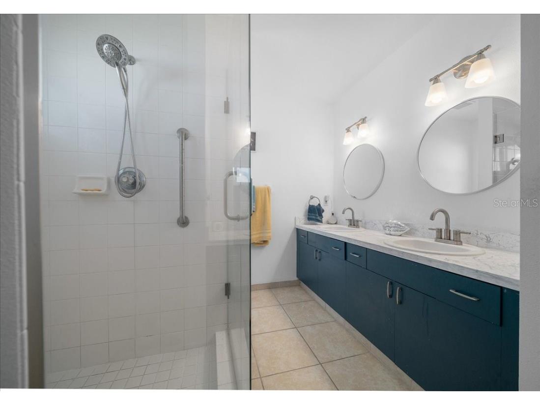 1208 NE 21st Court Ocala FL 34470 OM709642 image39