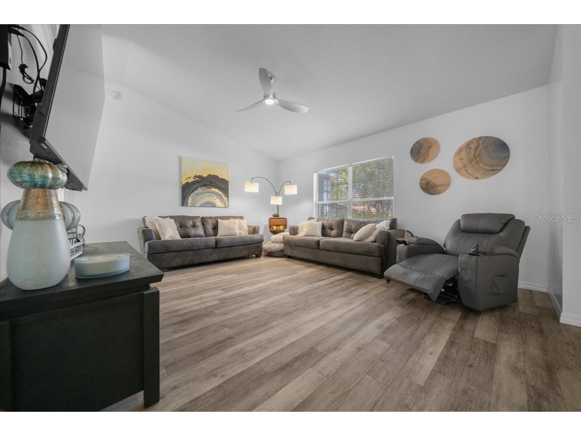 1208 NE 21st Court Ocala FL 34470 OM709642 image8